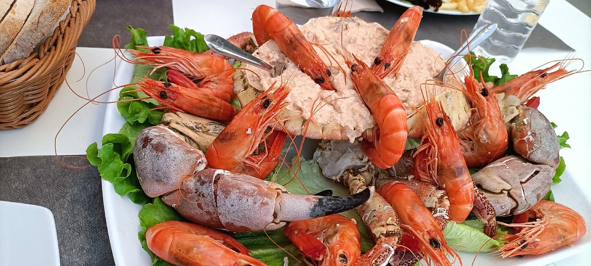 Travessa de marisco no Mariscos & Petiscos